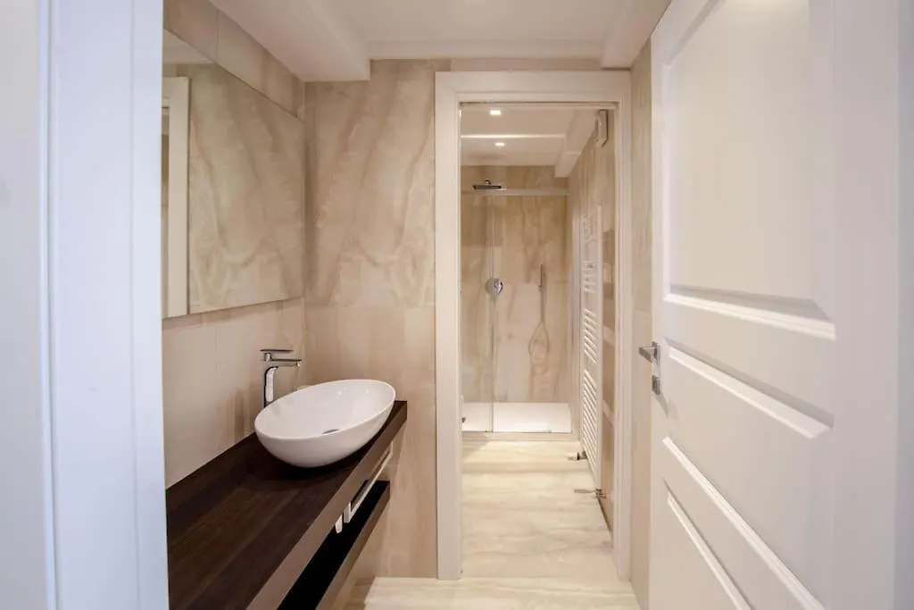 Servi Deluxe Apartament Florence 0*,