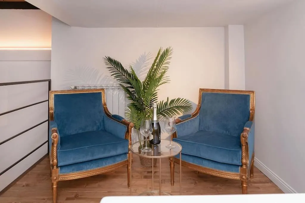 Servi Deluxe Apartament Florence Apartment