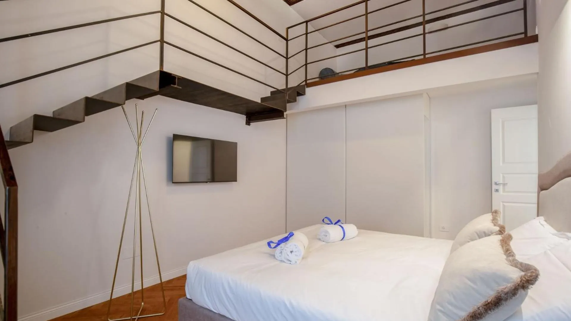 Servi Deluxe Apartament Florence 0*,  Italy