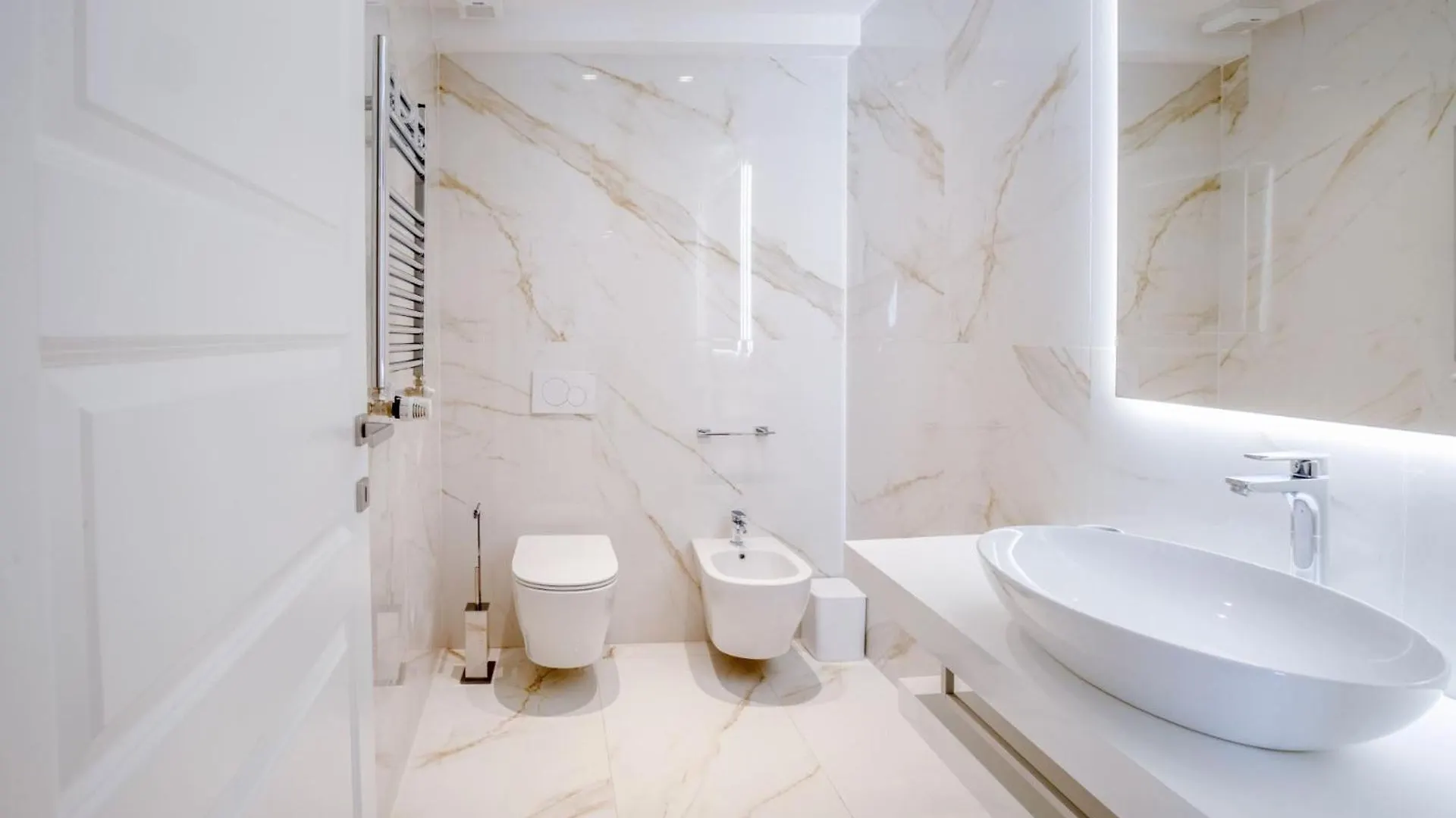 Apartment Servi Deluxe Apartament Florence