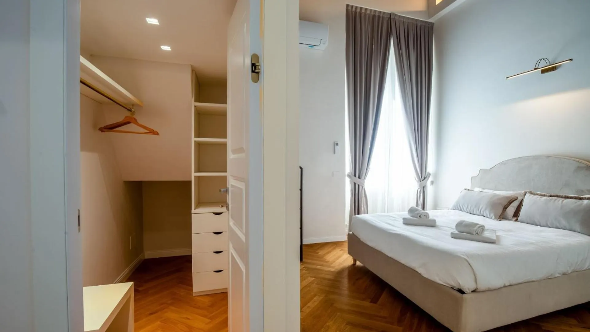 Servi Deluxe Apartament Florence 0*,  Italy