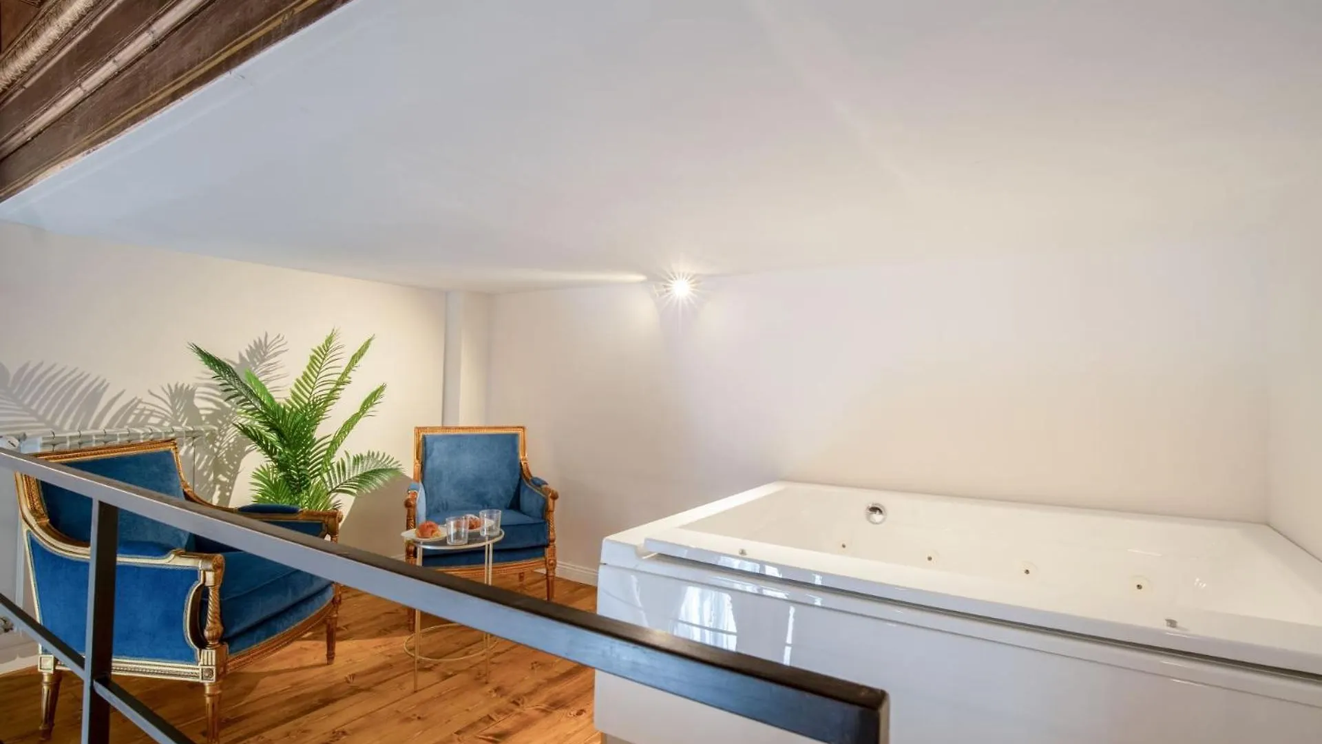 Apartment Servi Deluxe Apartament Florence